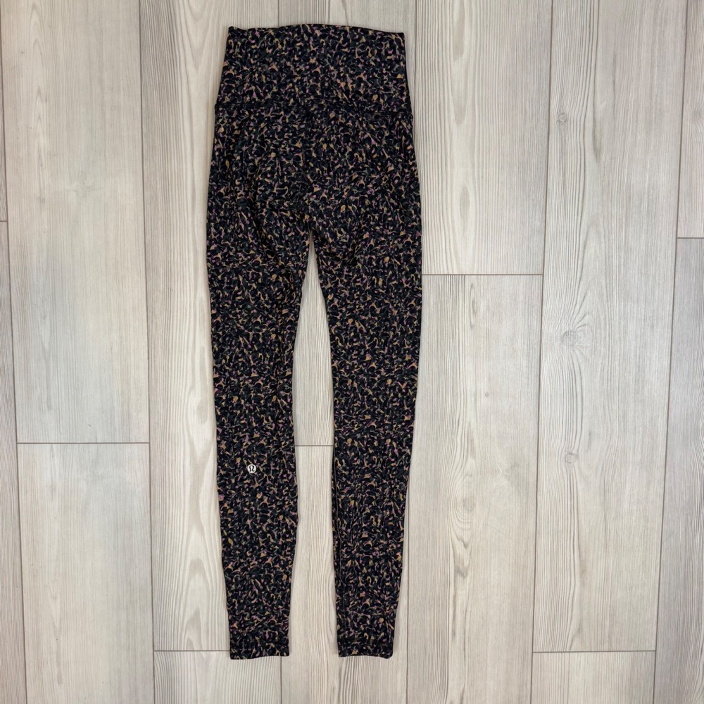 Lululemon Wunder Train Under High-Rise Tight 28 Luxtreme Floral Shift Size 2
